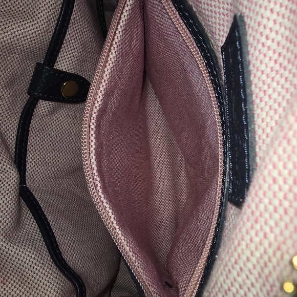 Dooney & Bourke Odine in Marine Bag/purse On Major Sale!๐ฅ - Picture 6 of 16